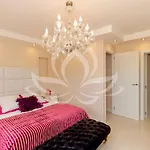 شقة The White Apartment: Luxury, And Design *