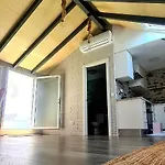 דירה Loft Independiente Con Piscina Compartida En Centro De *