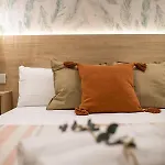 Florit Flats - Port Ii