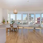 Ayuntamiento Panoramic Apartmán *