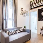 Guest Cool Loft Autocheck Center Historic 3* فالنسيا