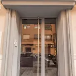 With Fluffy Beds & Private Patio 발렌시아