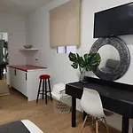 Rous - Solo Adultos Hotell