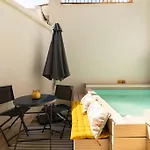 Cozy Loft Patio+pool +wifi *