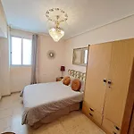 Apartment 3 Bedroom Flat With Wifi Valencia