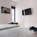Villa Maison Avec Piscine à *