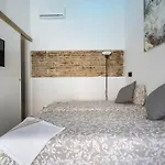 Maison Avec Piscine à Valenza