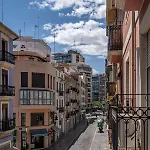 Central Luxury Flat With Free Parking *