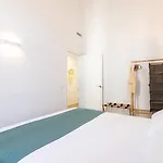 Appartement Moontels Plaza De Vannes