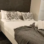 Small And Cozy - G10 Valensiya