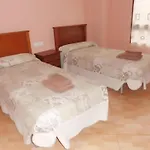 ホスタル アバストス