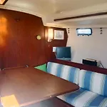 Velero Whimsy 船屋 *