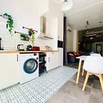 Flat For Family & Groups Apartment *