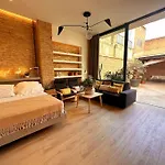 Tradicional Casa Con Patio Ruzafa Valencia