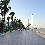 Botel Barco Muy Espacioso Con Dos Terrazas Centro!!
