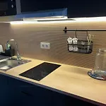 2 Port * فالنسيا