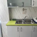 Tranquila Y Centrica Matrimonio En Vivienda Compartida Δωμάτια σε οικογενειακή κατοικία Βαλένθια