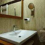 Accommodatie bij particulieren Rooms-shared Flat *
