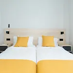 Dorm4you Arena 2 Valensiya