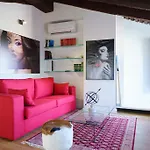 Luxury - Boutique Redonda *