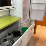 Tranquila, Centrica Y Luminosa De Matrimonio En Vivienda Compartida Privatunterkunft Valencia