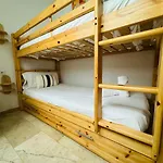 Abat 1 Cool & Wide Flat Next To The Cathedral