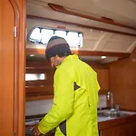 Magnificent Sailboat With Free Parking For Cars Tekne