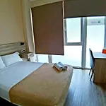 Optimus Comfort Campoamor 101 Πανσιόν 3*