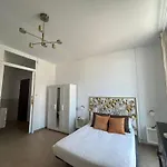 Ξενοδοχείο με διαμερίσματα Amazinn Places Marina Real