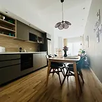Planas 2 Design & Spaciousness With Terraza In Ruzafa Soho Διαμέρισμα *
