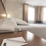 Rh Sorolla Centro 酒店 3*