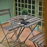 Md Modern - Jardines Szálloda *