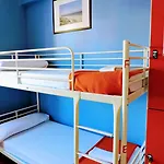 Feetup Backpackers Albergue *