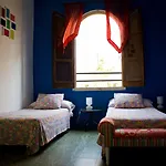 Feetup Backpackers Albergue