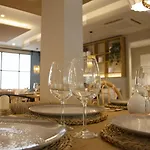 & Co. Saler Boutique 3* Valencia