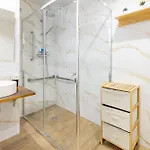 Travel Habitat Mediterranean Lofts * فالنسيا
