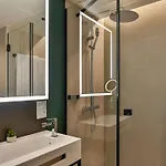 מלון Novotel Lavant