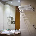 Hotell Senator Parque 4*