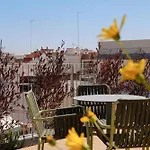 Kora Lluna Hotell