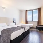 일루니온 아쿠아 4 호텔 4*