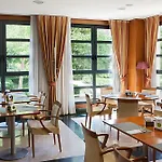 Nh Artes Hotel