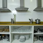 Hostel Purple Nest *
