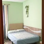 아파트 Piso En Malvarrosa *