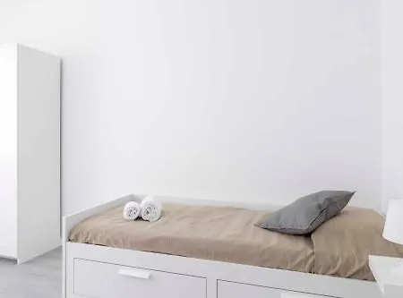 Apartup Naves *