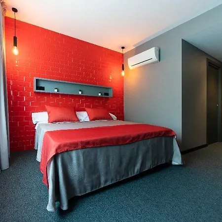 Nest Style Hotel 3*