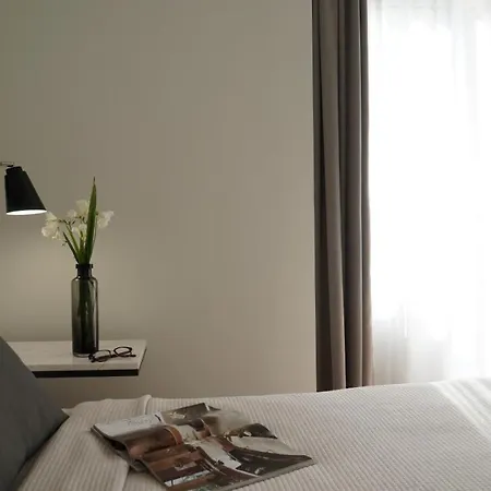 Md Design - Portal Del Real Otel 2*