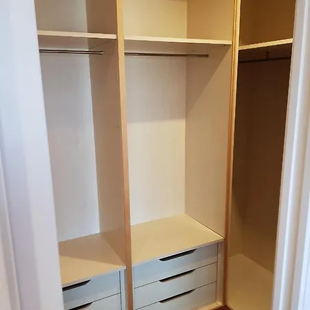 Galileo Flats - Palacio De Congresos Aparthotel