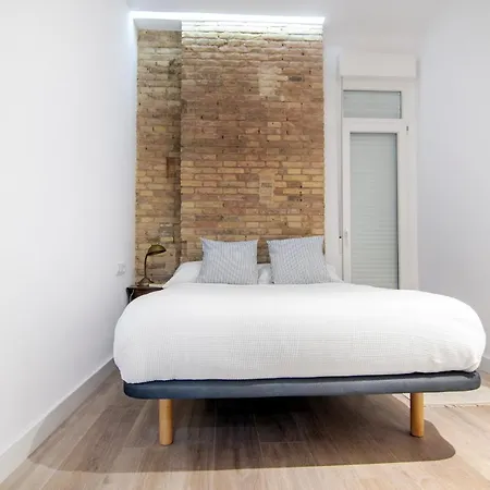 Bonitas Con Ladrillo Vista Y Balcon Проживание в семье *