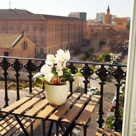 Bonitas Con Ladrillo Vista Y Balcon *