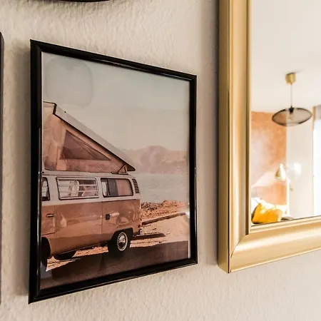 Renovado Y Sofisticado En El Centro De דירה *